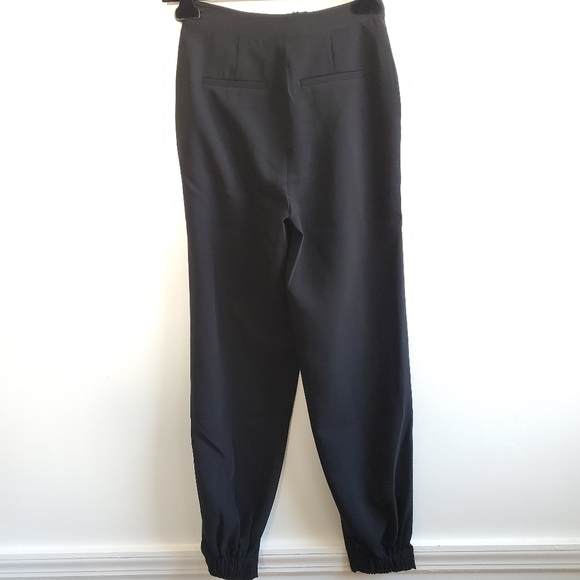 New Cinq A Sept Elaina Crepe Pleated Waist Tapered Elastic Hem Black Pants 00 - Picture 13 of 16